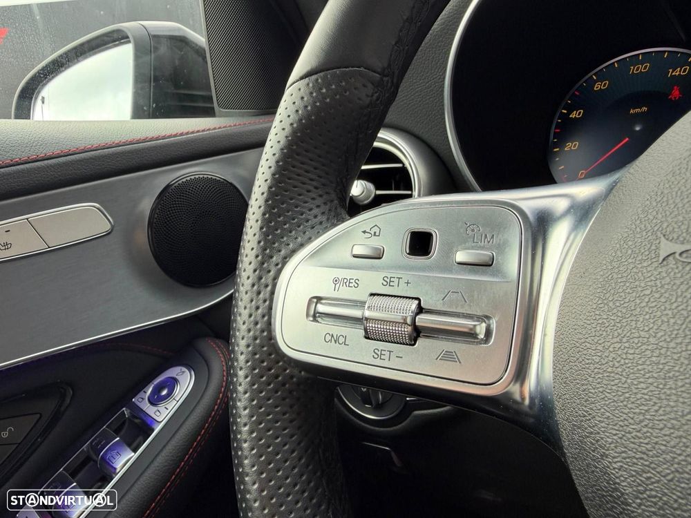 Mercedes-Benz GLC 300 - 29