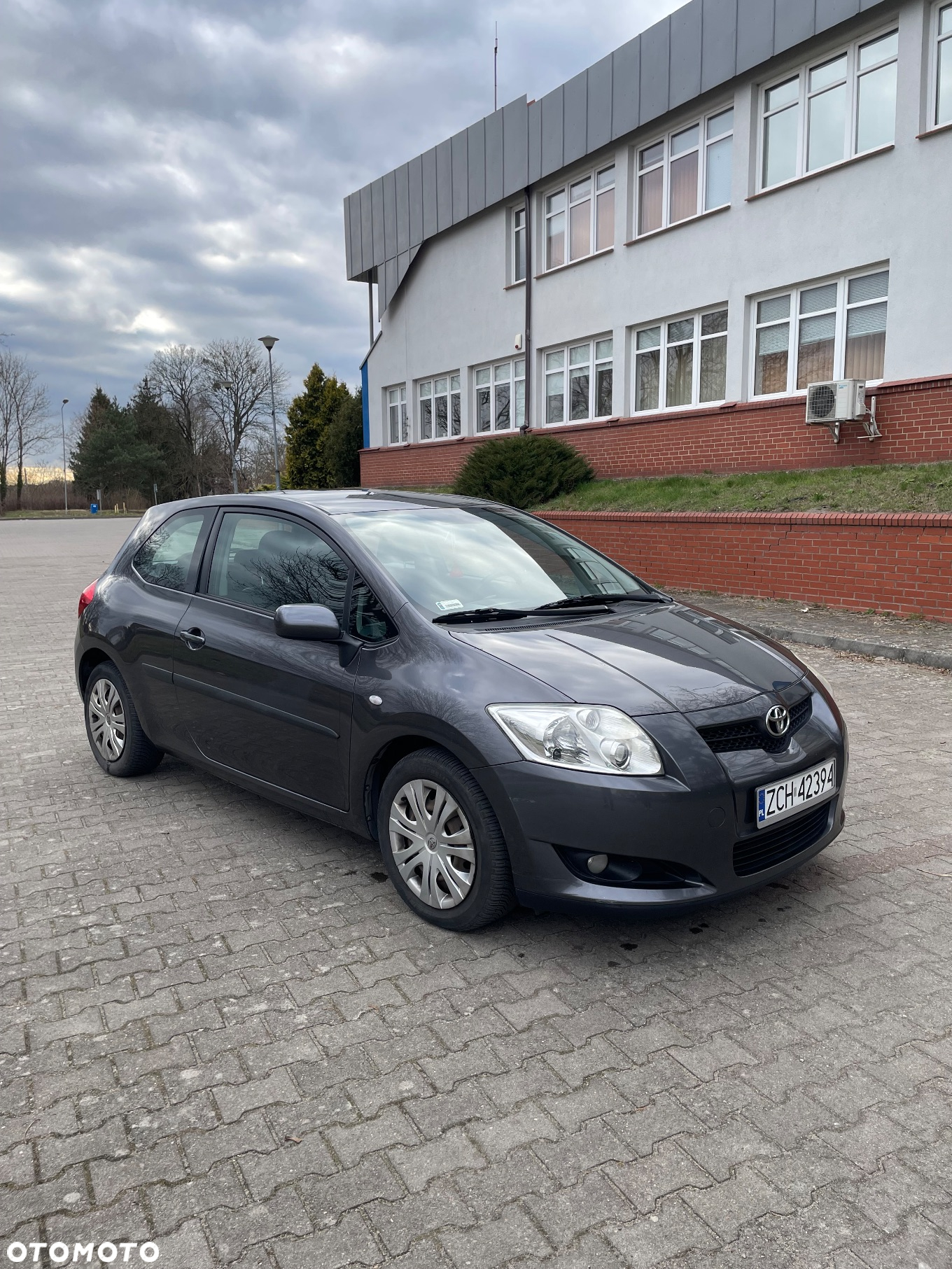 Toyota Auris - 2