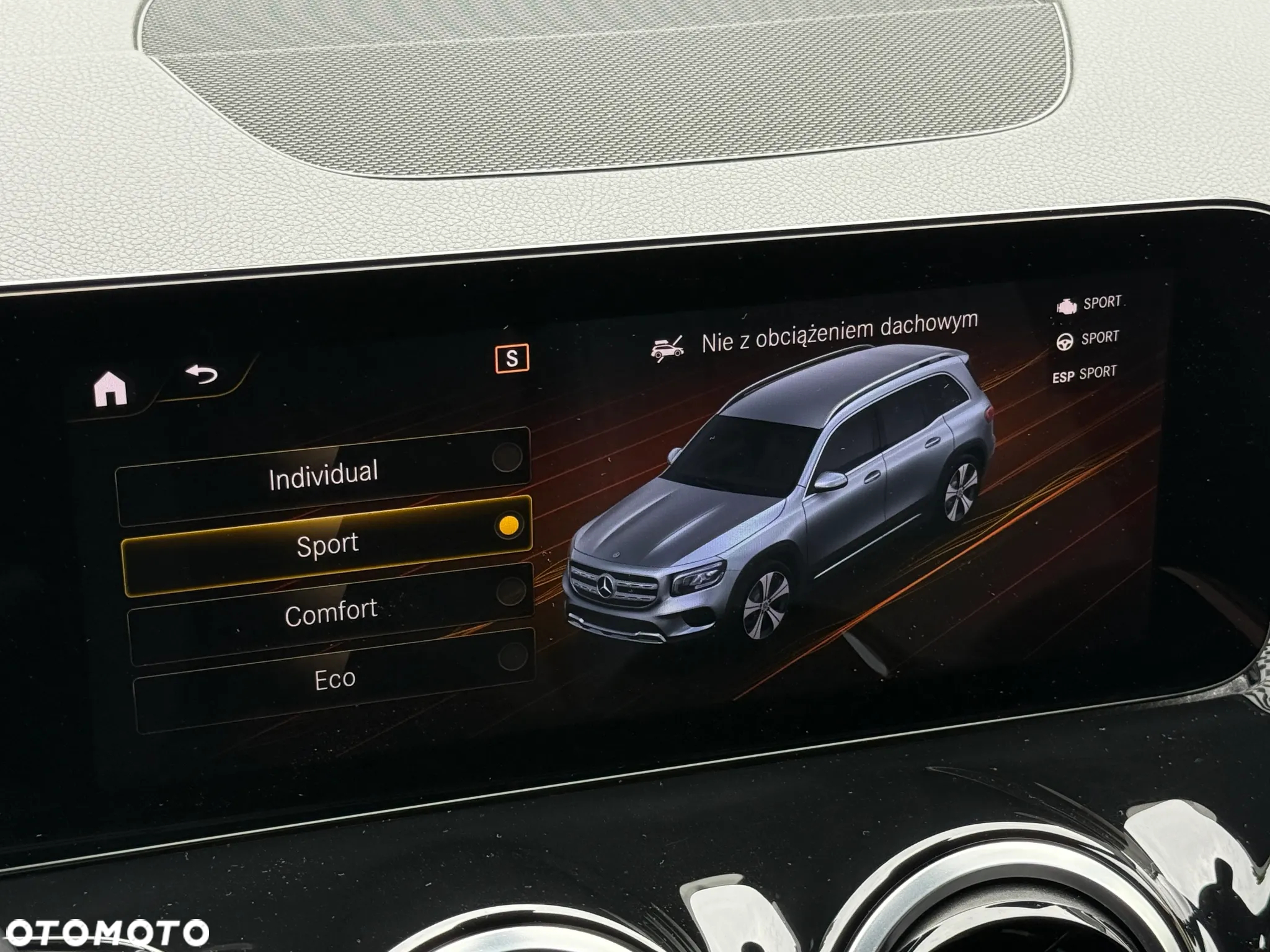 Mercedes-Benz GLB 200 7G-DCT - 19