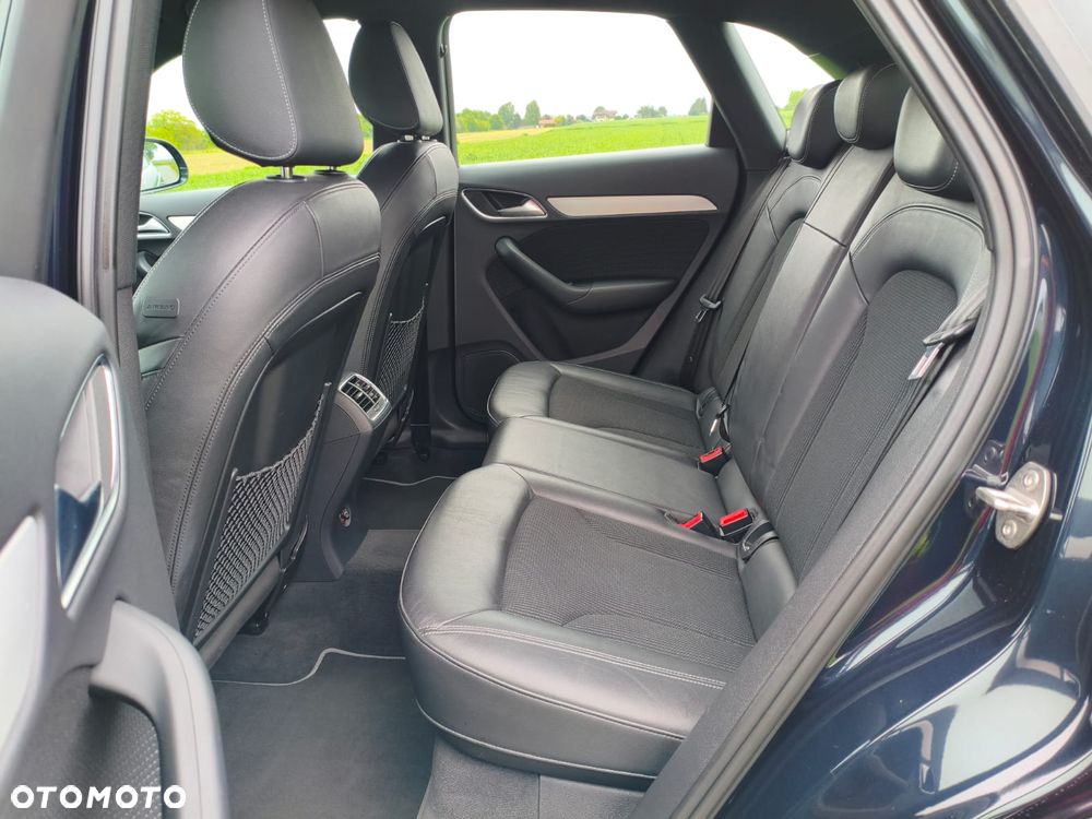 Audi Q3 - 22