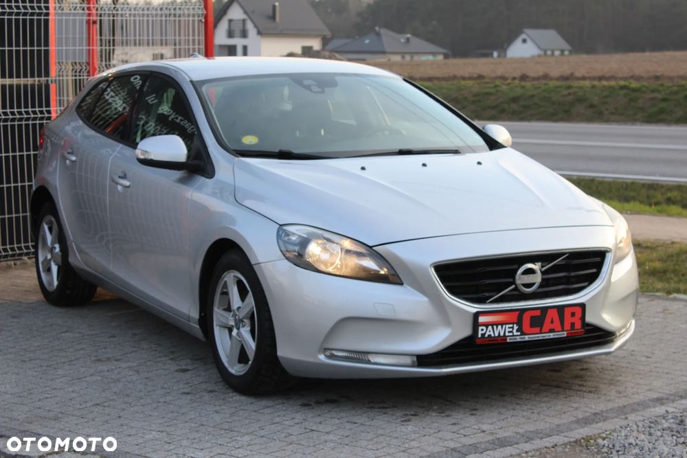Volvo V40 D2 Summum - 3