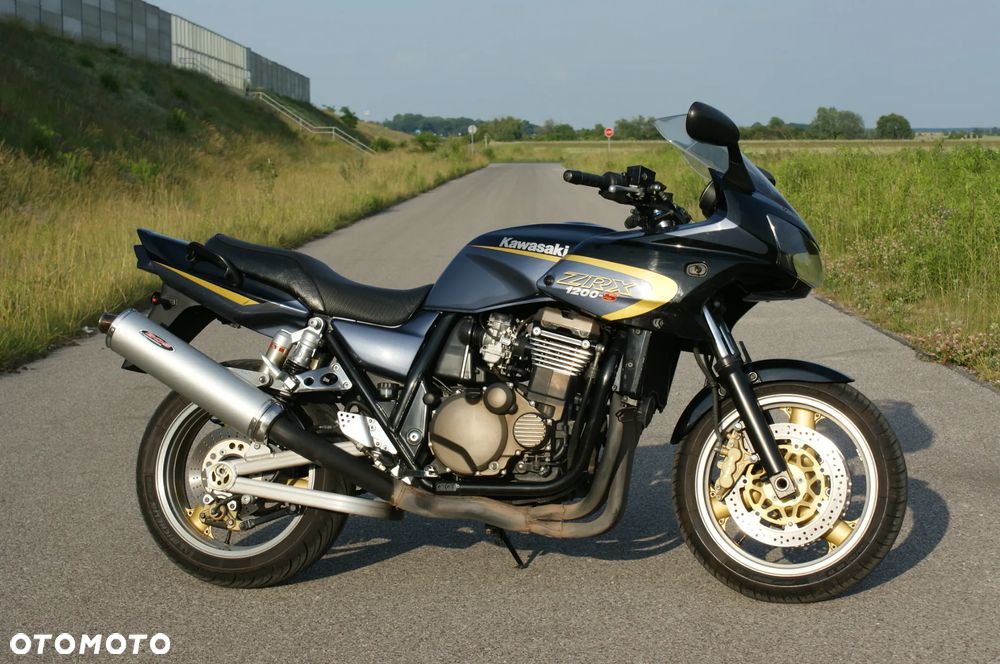 Kawasaki ZRX - 1