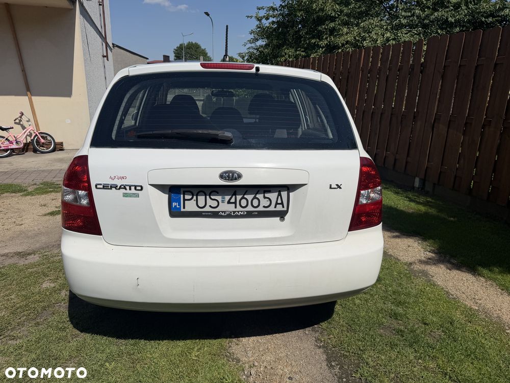 Kia Cerato 1.6 LX - 5