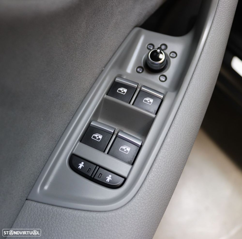 Audi Q7 3.0 TDI quattro tiptronic 7L - 11