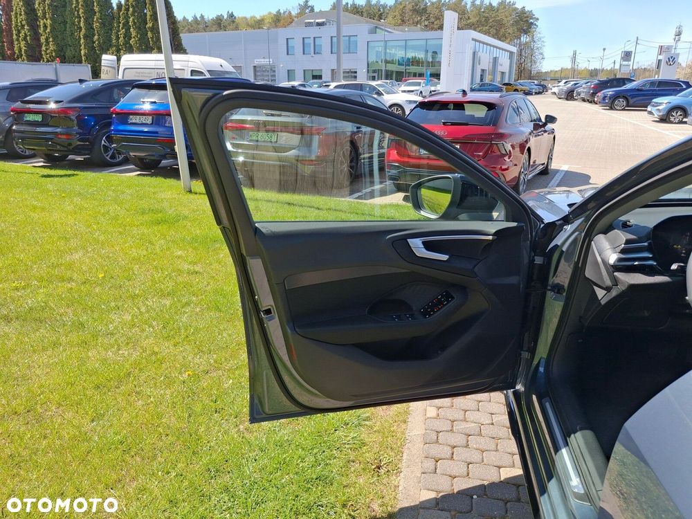 Audi A5 Limousine - 14