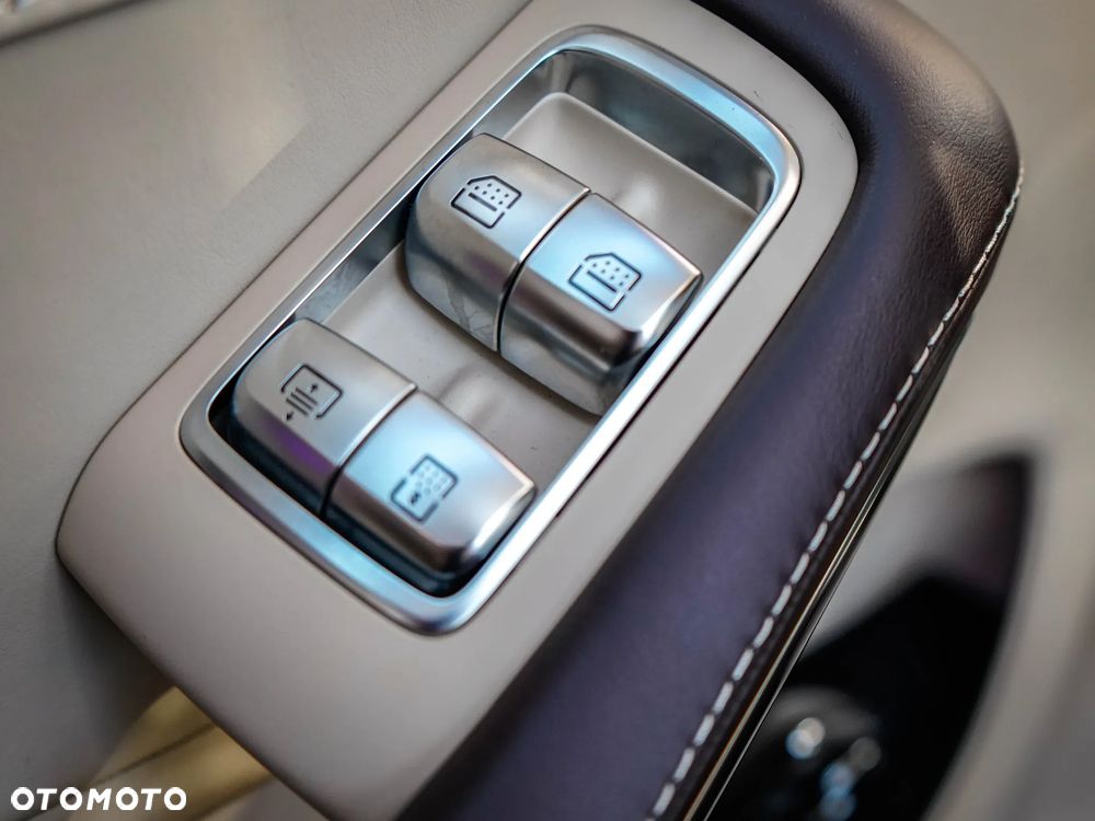 Mercedes-Benz Maybach Klasa S 650 - 33