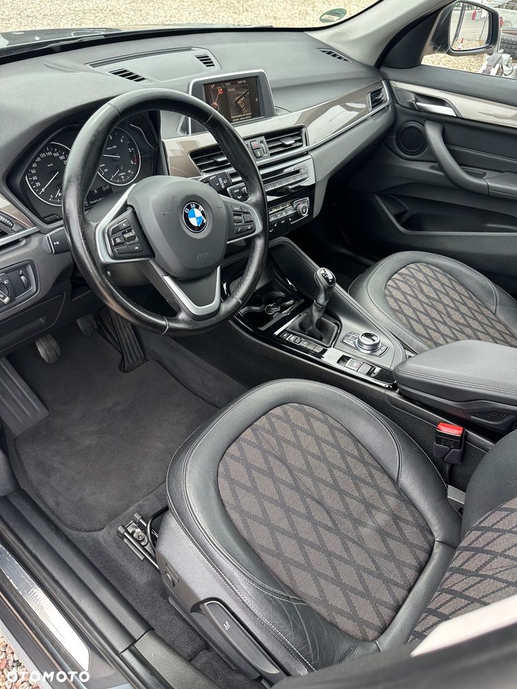 BMW X1 sDrive18d Sport Line - 6