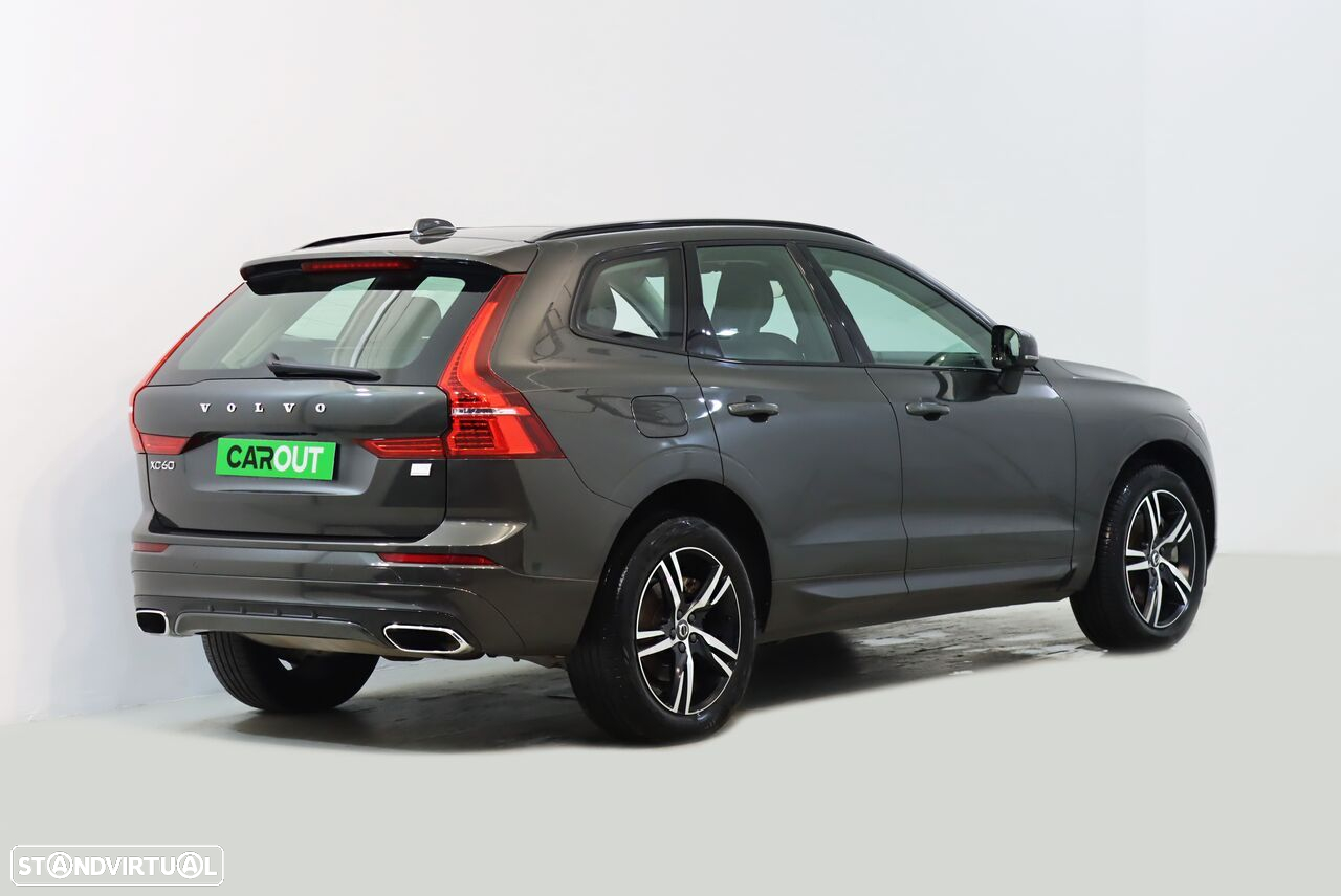 Volvo XC 60 2.0 T6 PHEV R-Design Expression AWD - 2