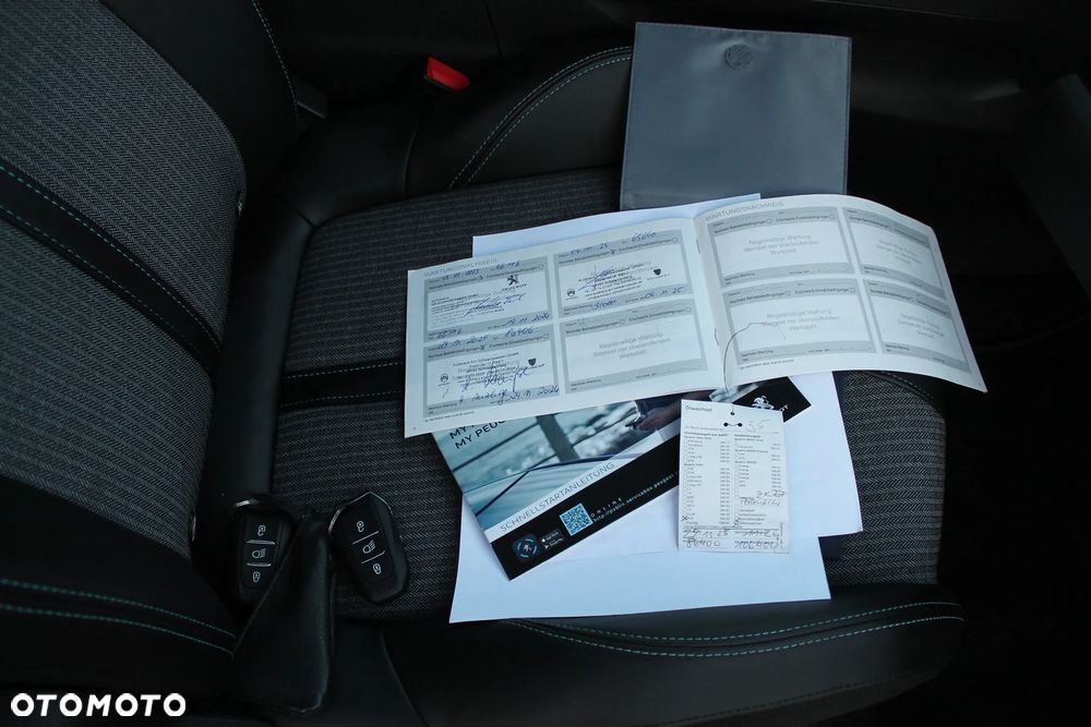Peugeot 3008 PureTech 130 Stop & Start GPF Allure Business-Paket - 39