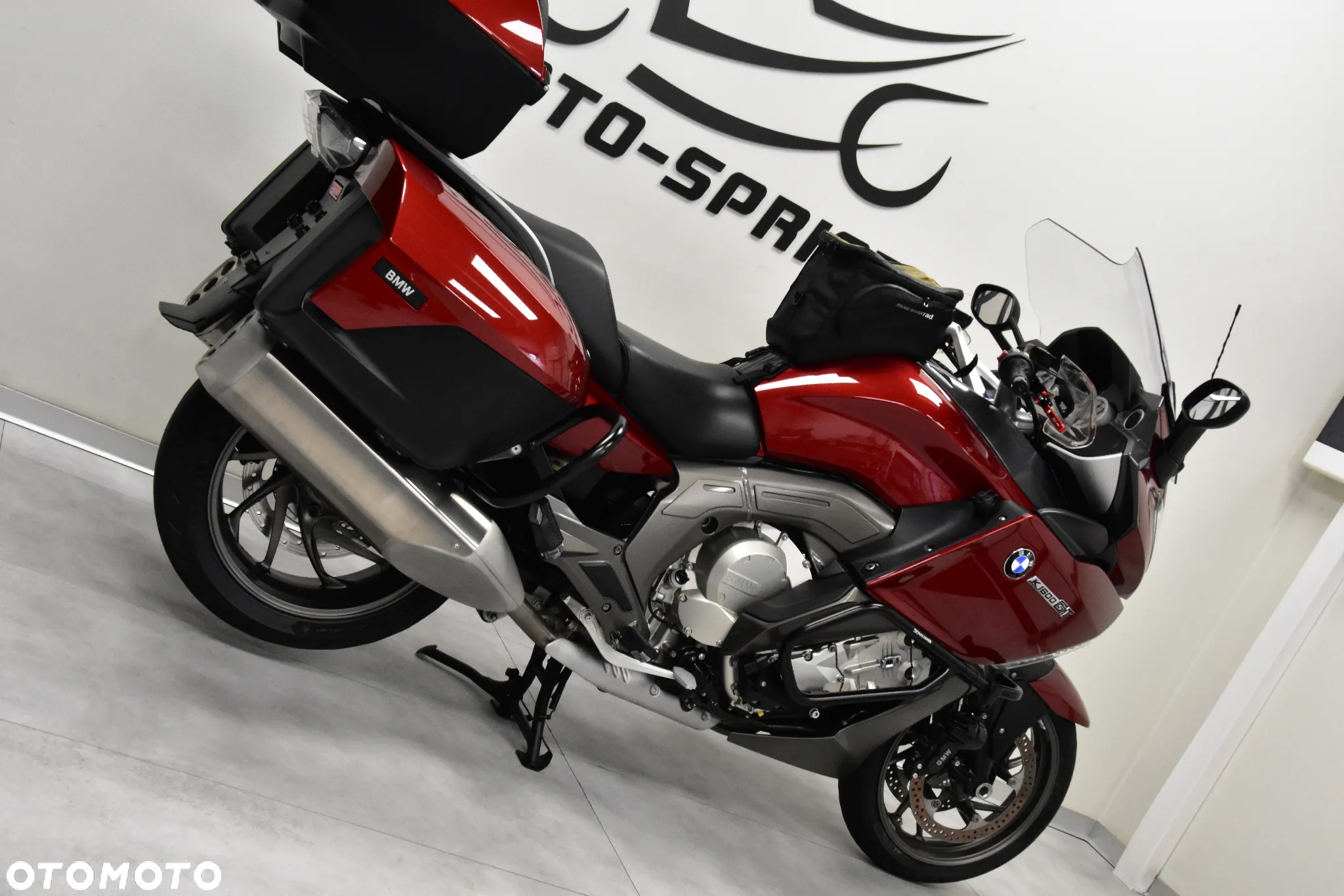 BMW K - 9