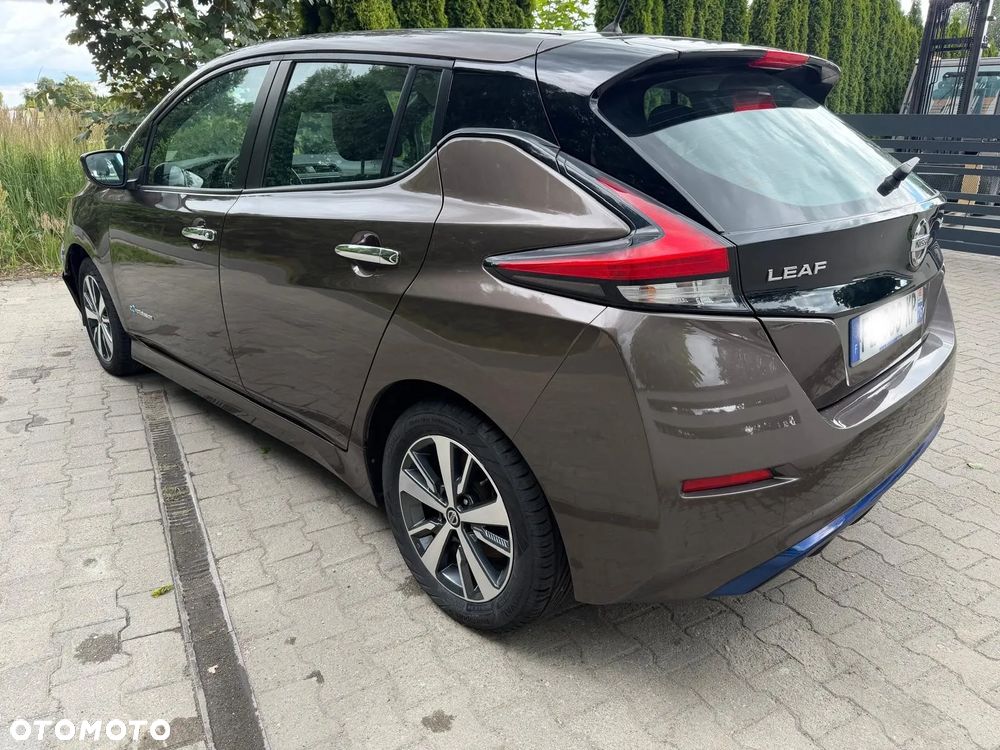 Nissan Leaf - 3