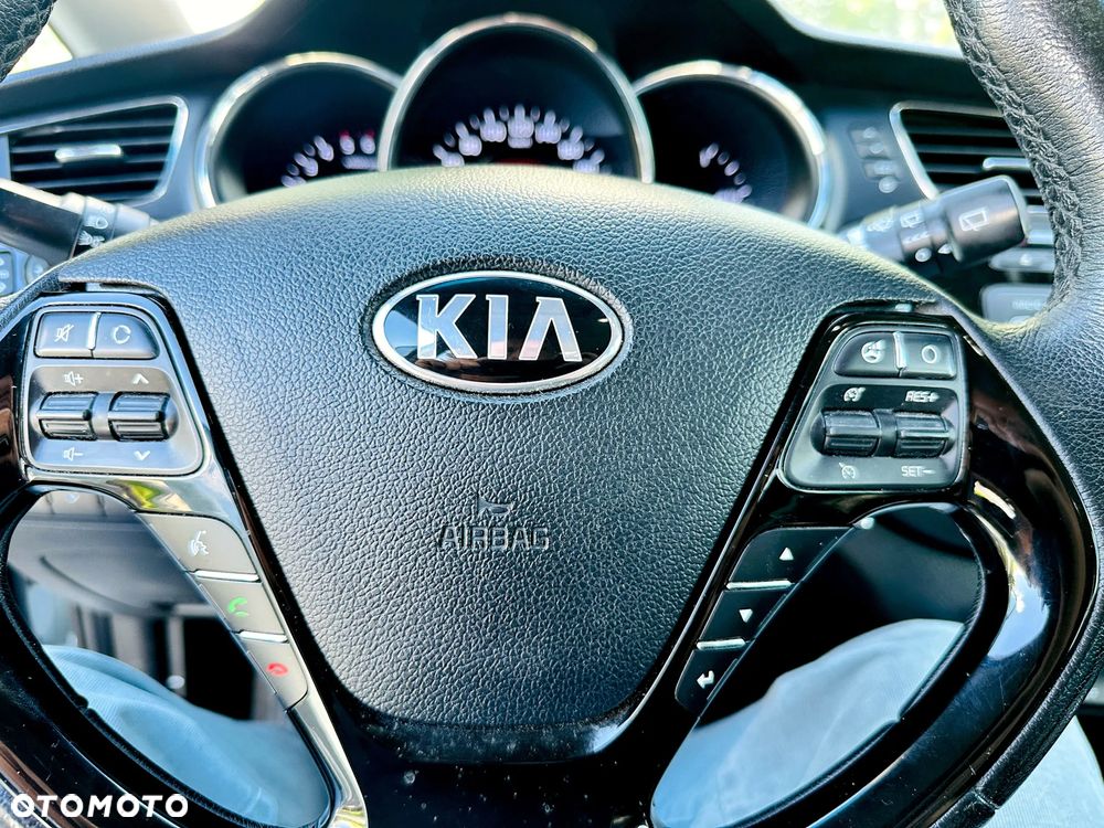 Kia Ceed 1.6 CRDi L - 17