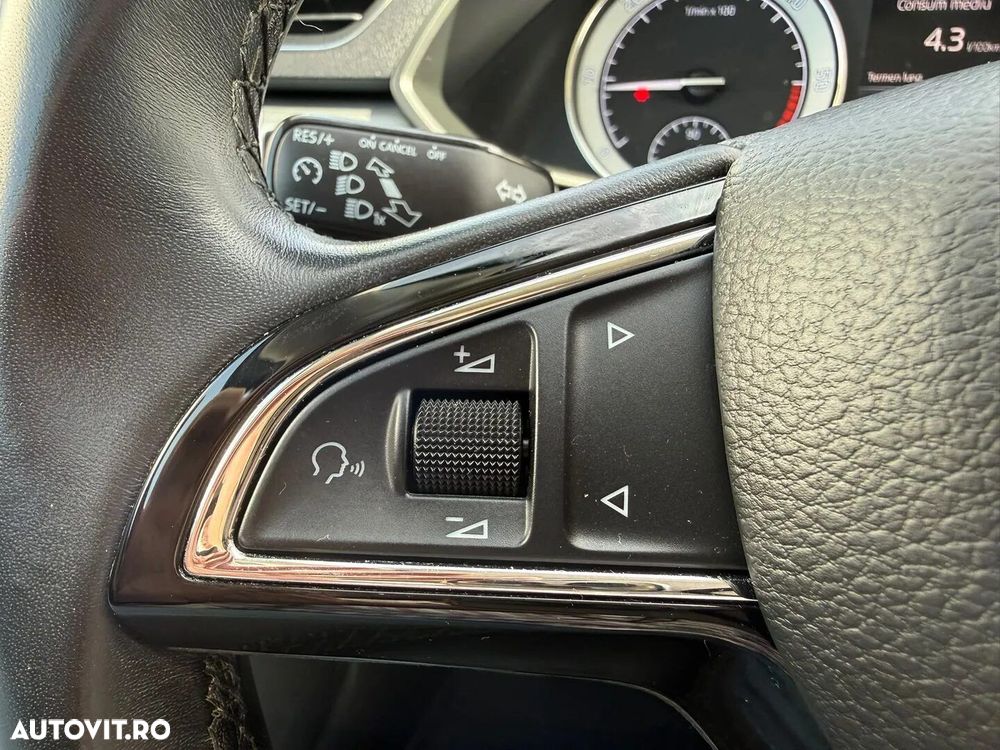 Skoda Superb 2.0 TDI DSG Ambition - 13