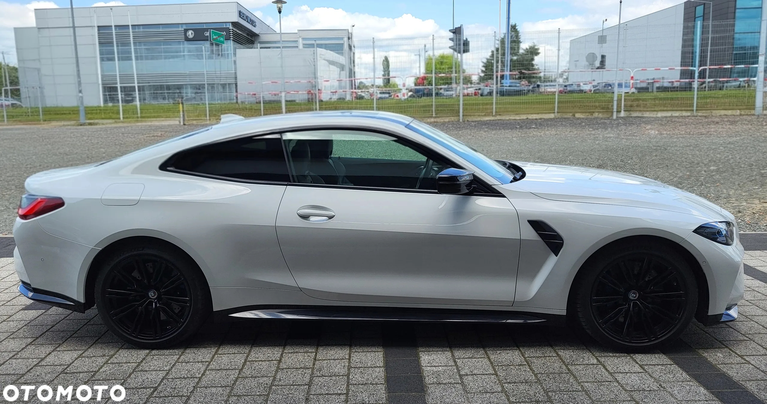 BMW M4 Competition M xDrive - 10