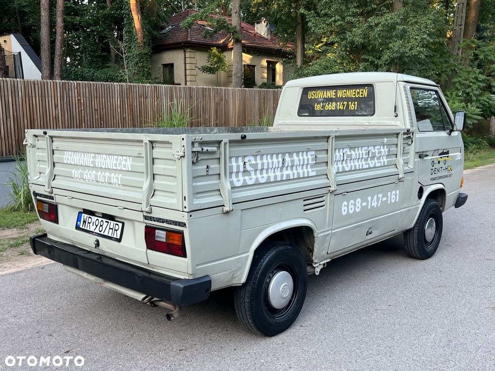 Volkswagen Transporter - 4