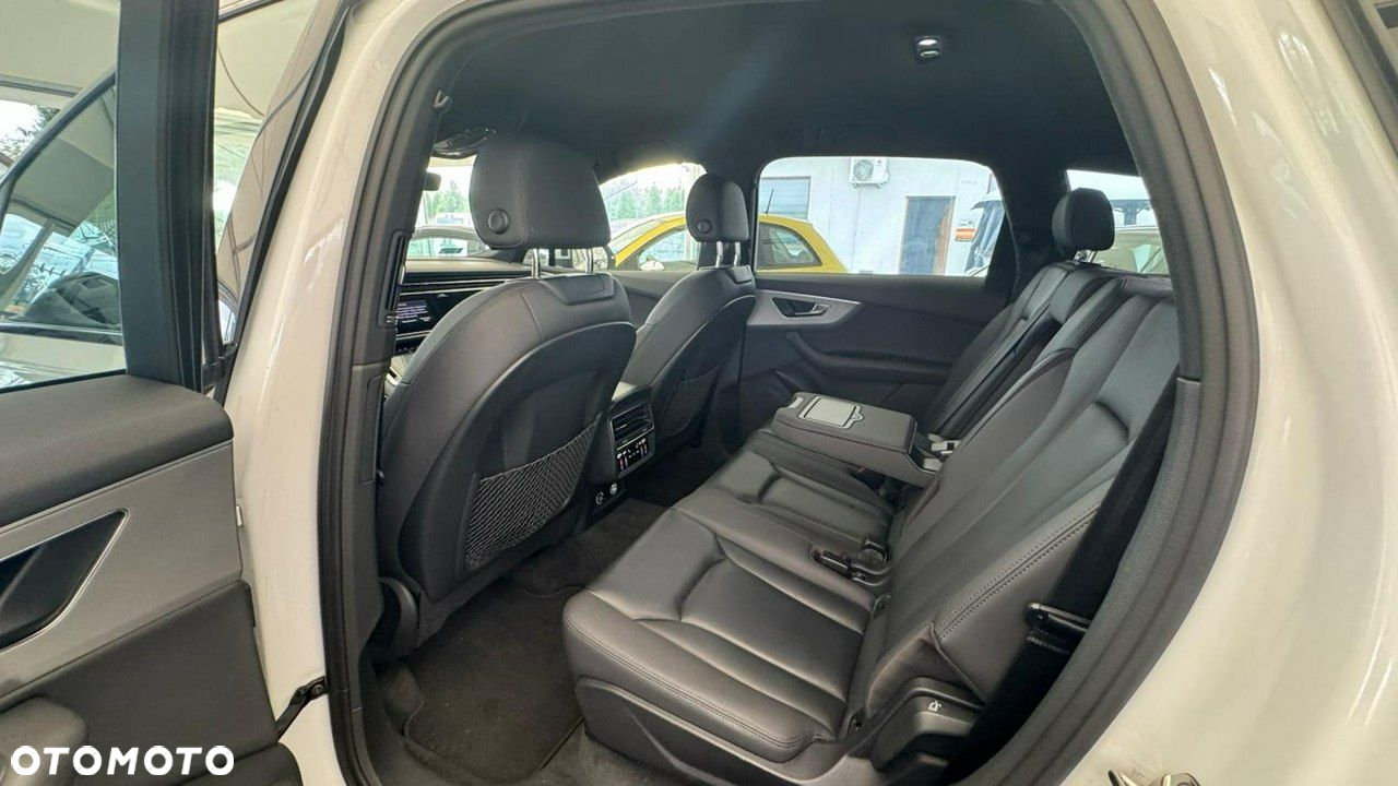 Audi Q7 - 33