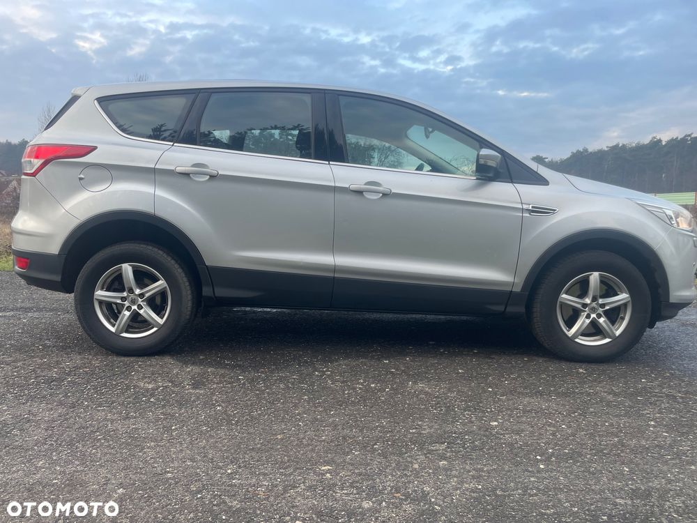 Ford Kuga - 4