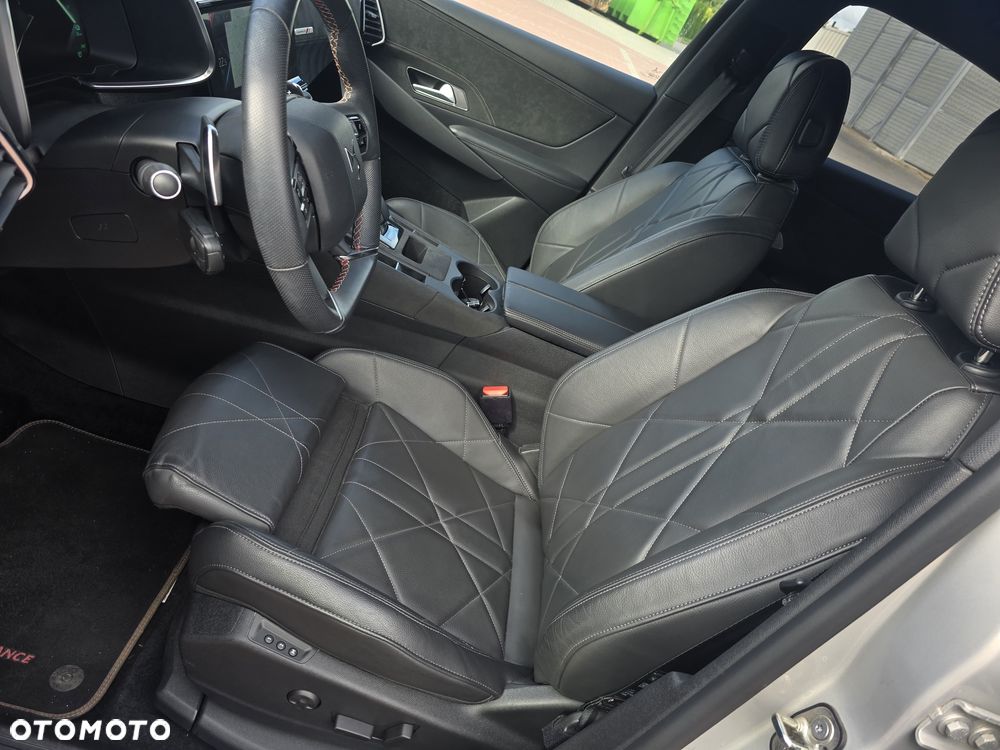 DS Automobiles DS 7 Crossback 1.6 E-Tense Performance Line + - 22
