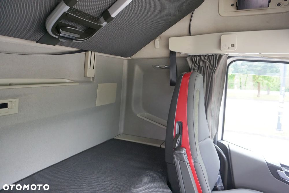 Volvo FH 500 XXL / STANDARD / ACC / XENONY / SALON PL / IDEALNY. - 34