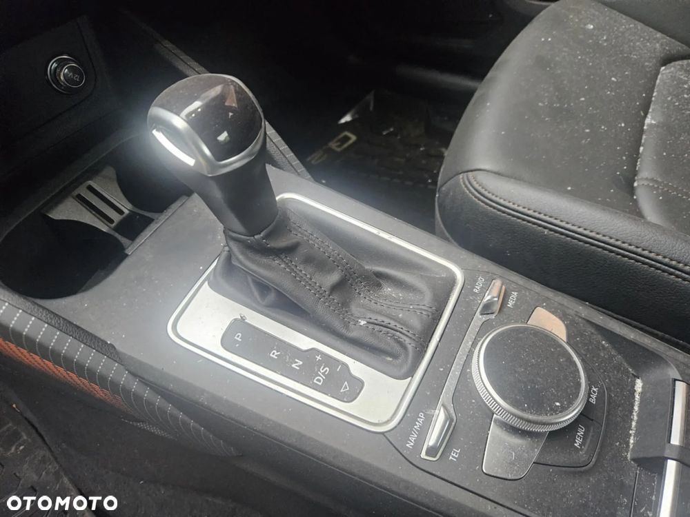 Audi Q2 35 TFSI S tronic design - 8