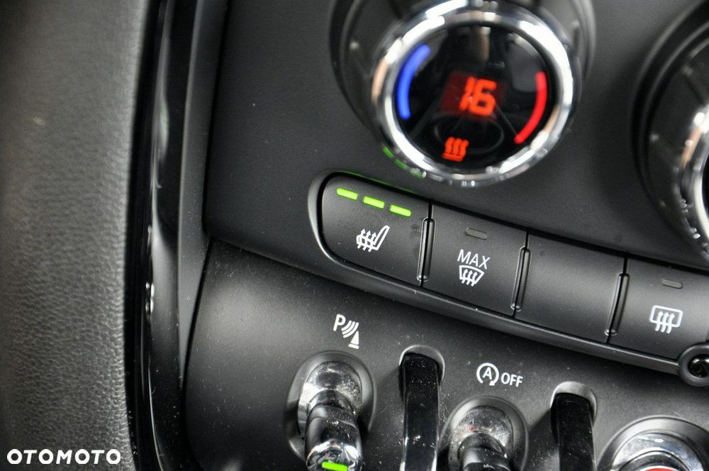 MINI Clubman Cooper D Essential Trim - 36