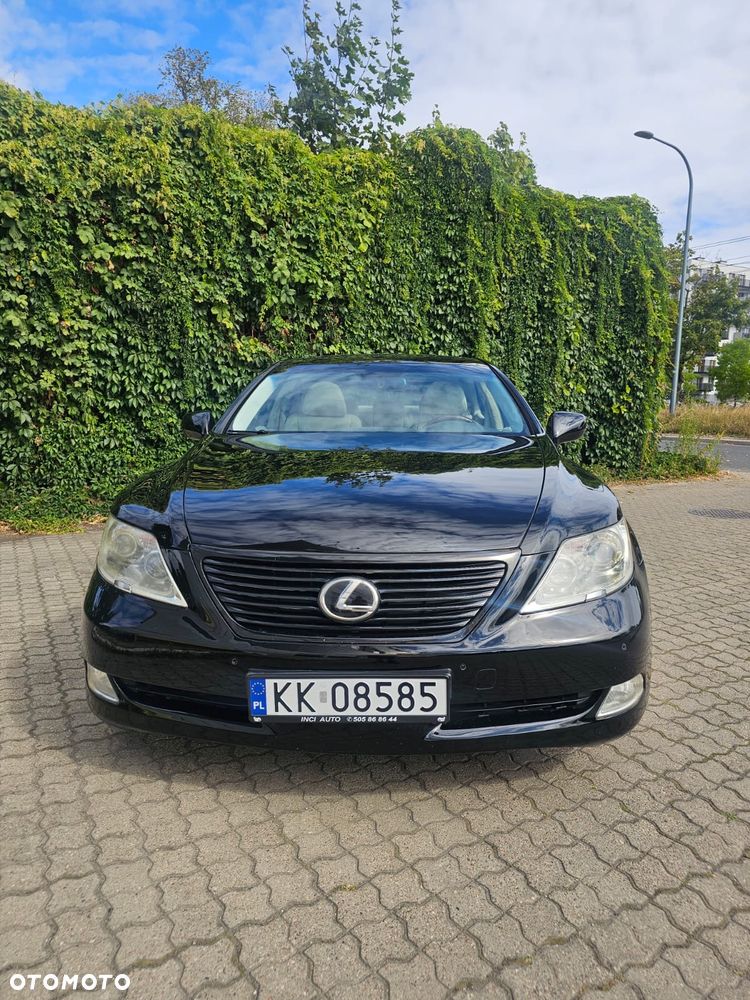 Lexus LS 460 Dynamic Line + Impression Line - 21