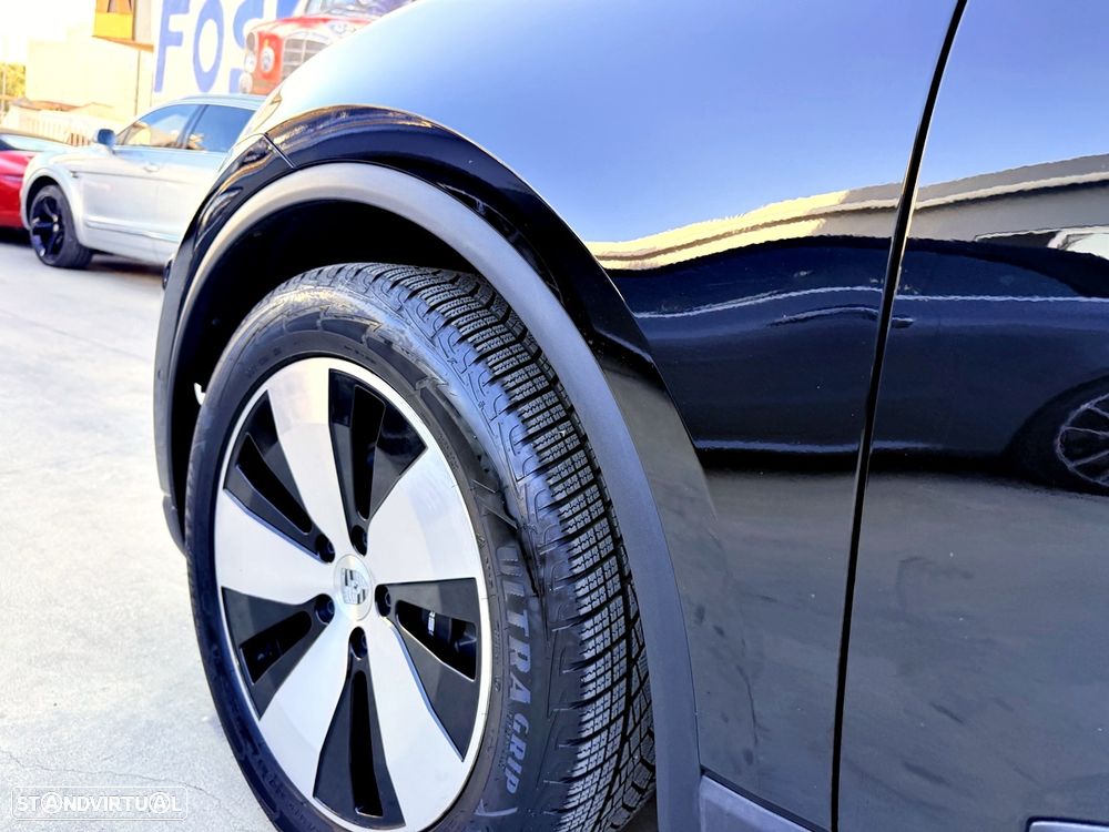 Porsche Macan Electric 4 - 54
