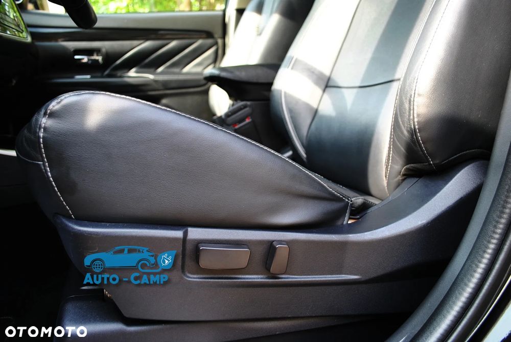 Mitsubishi Outlander Instyle NAVI + - 4