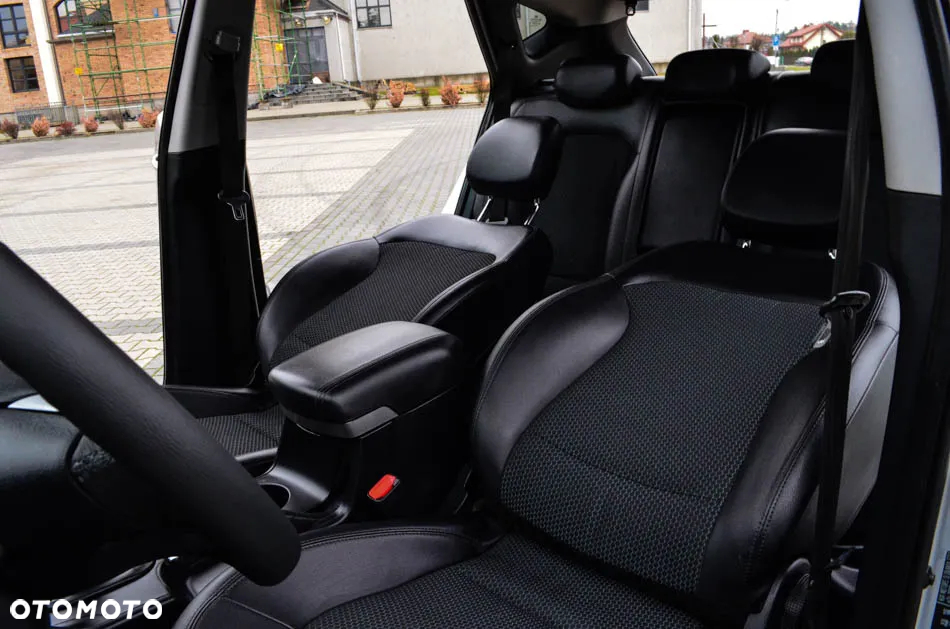 Hyundai ix35 1.6 2WD Comfort - 31