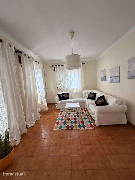 Alugo Casa pronta a habitar - Grande imagem: 4/12