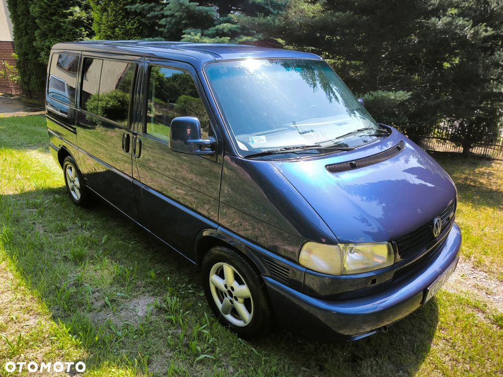 Volkswagen Caravelle - 4
