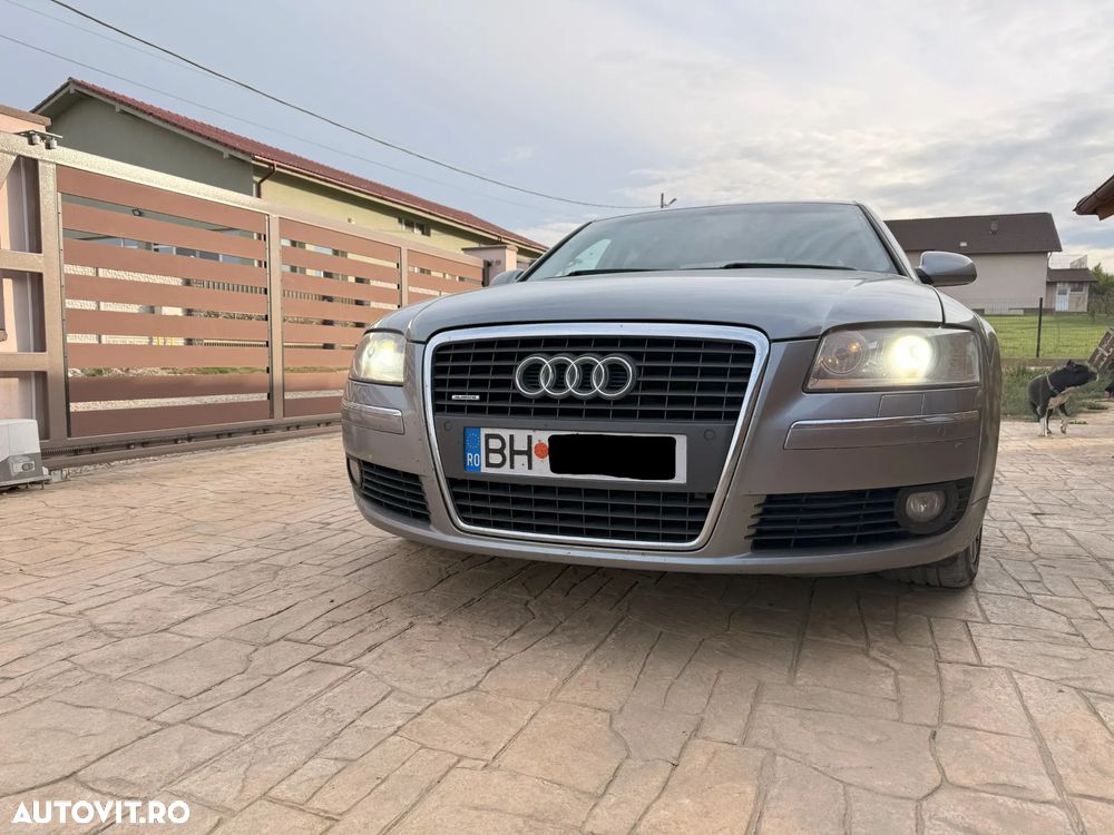 Audi A8 3.0 TDI DPF quattro - 2