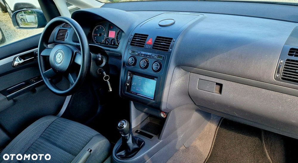 Volkswagen Touran 2.0 TDI Q-Line - 16