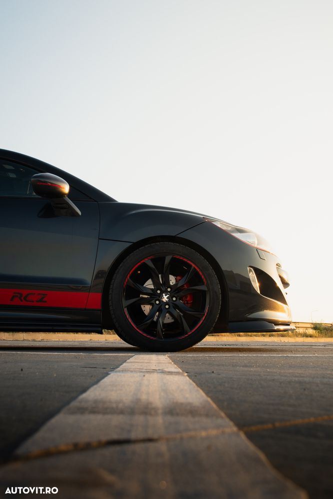 Peugeot RCZ 1.6 155 THP - 19