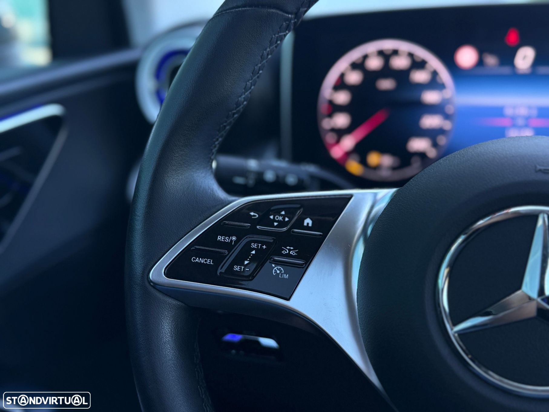 Mercedes-Benz GLC 300 e 4Matic - 42