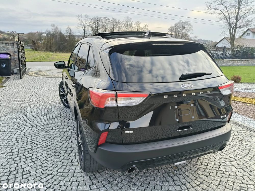 Ford Kuga 1.5 EcoBoost SOUND EDITION - 30