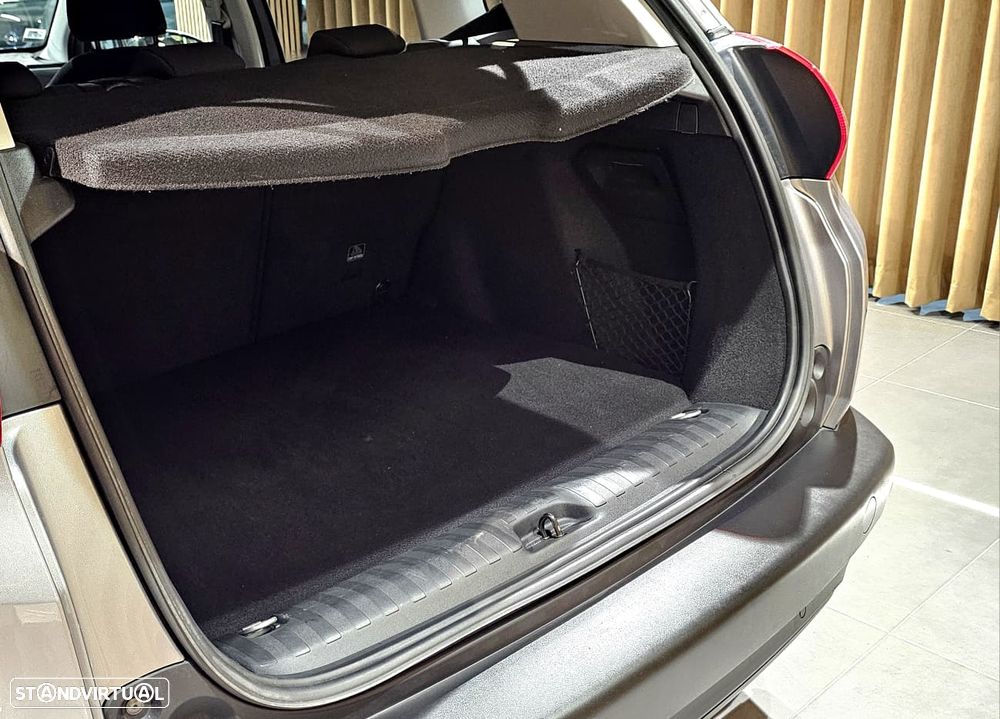 Peugeot 2008 1.2 PureTech Style - 12