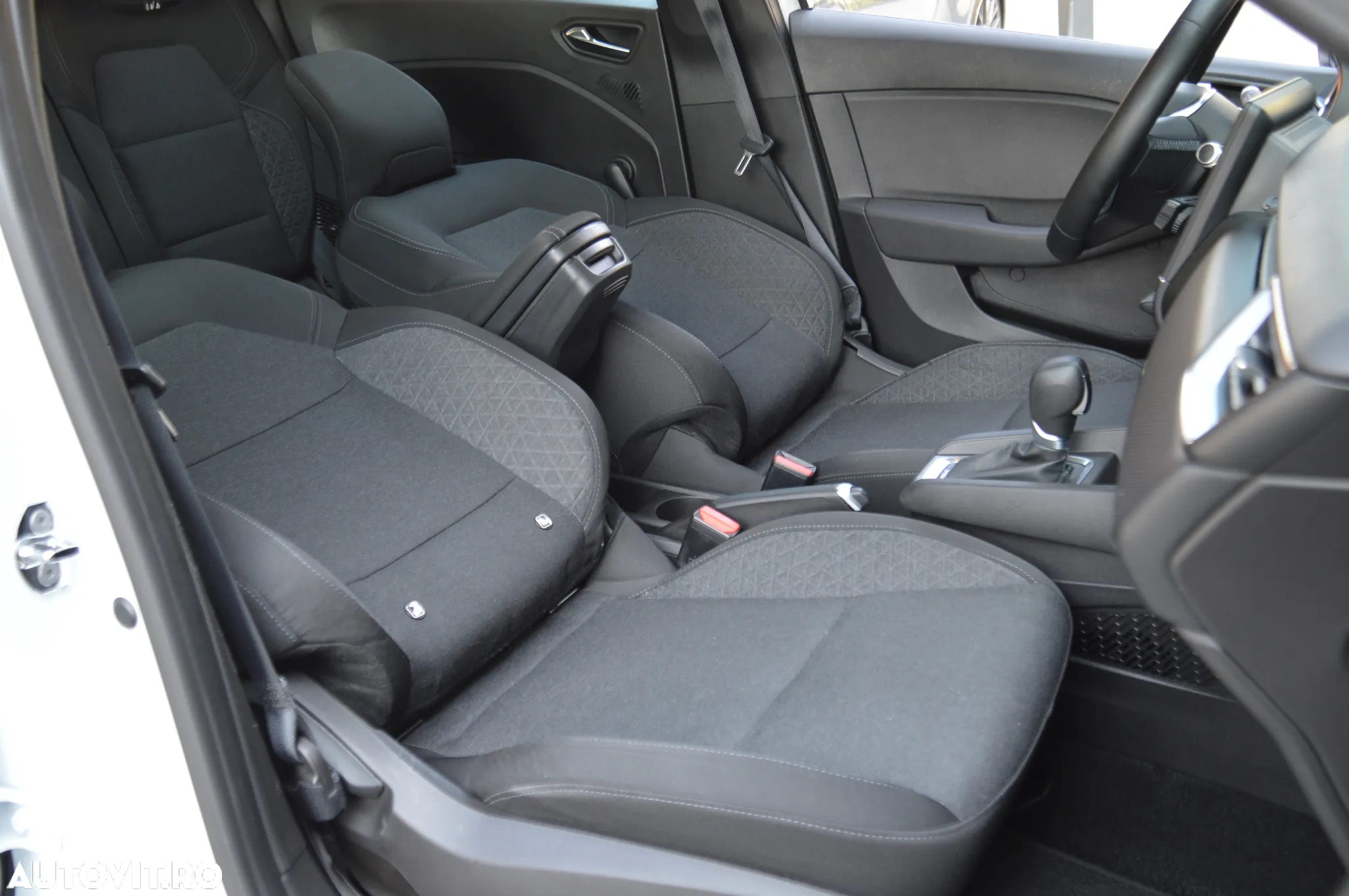 Renault Clio E-TECH Full Hybrid 145 E-TECH engineered - 13