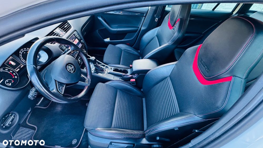 Skoda Octavia 2.0 TDI (Green tec) DSG RS - 28