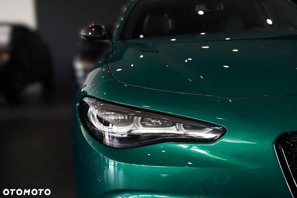 Alfa Romeo Giulia 2.0 Turbo Intensa Q4 - 31