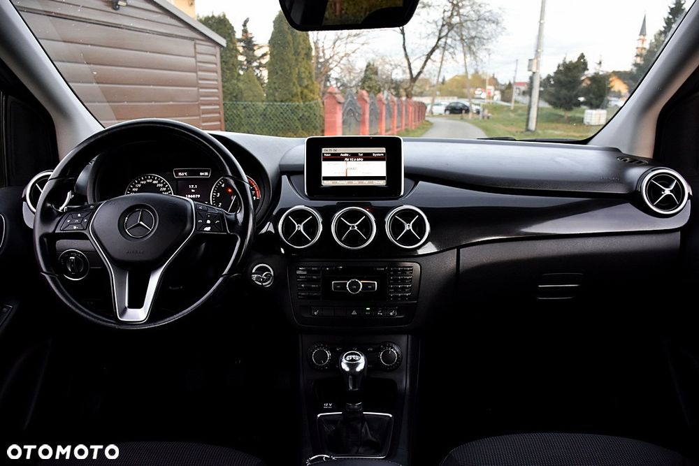 Mercedes-Benz Klasa B 180 BlueEFFICIENCY Edition Style - 18
