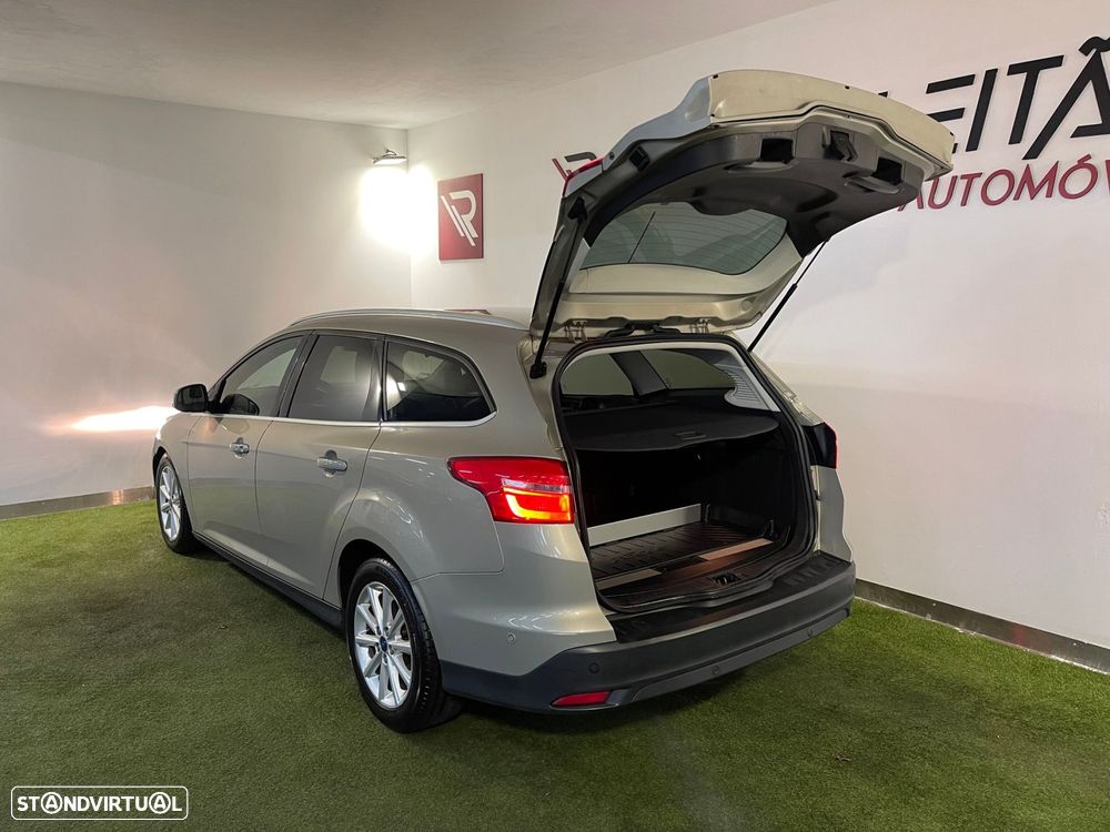 Ford Focus SW 1.5 TDCi EcoBlue Connected Aut. - 29