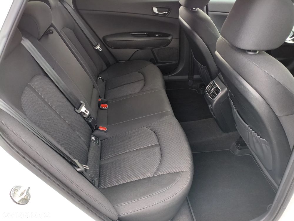Kia Optima Sportagon 2.0 CVVL Vision - 19