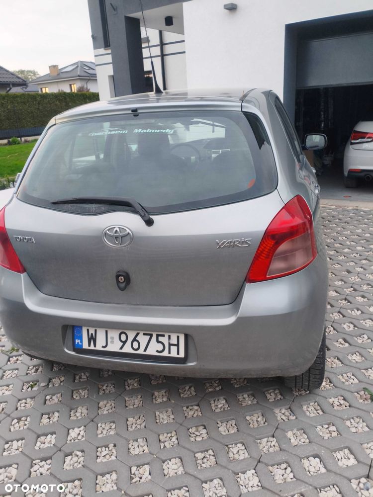Toyota Yaris - 3