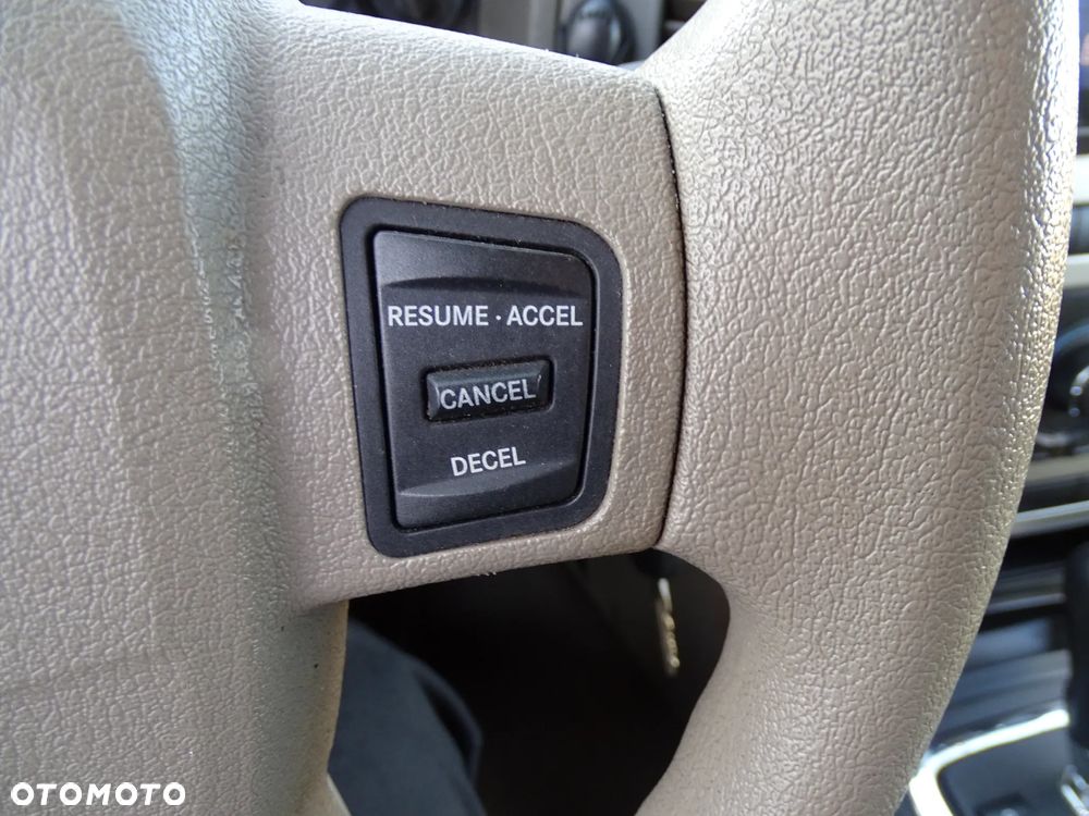 Jeep Grand Cherokee - 17