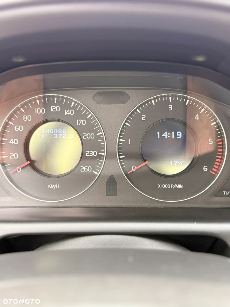 Volvo XC 60 2.4D AWD - 10
