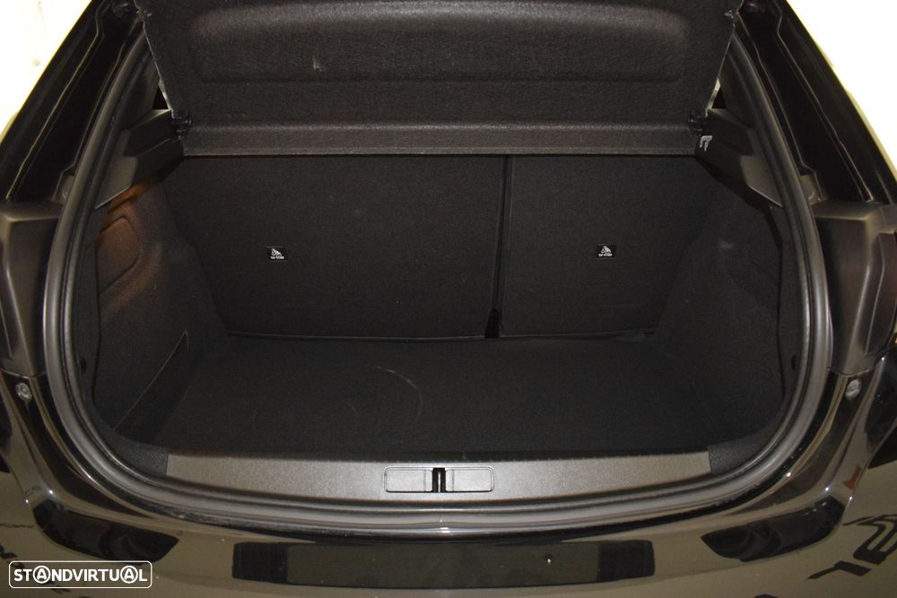 Peugeot e-208 50 kWh Allure Pack - 6