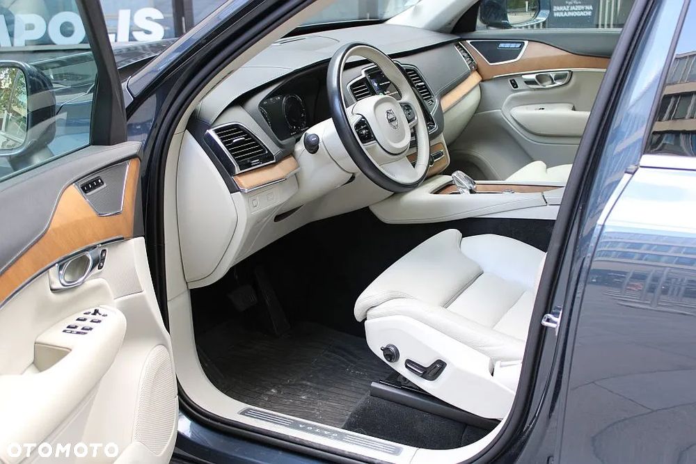 Volvo XC 90 D5 AWD Inscription - 11
