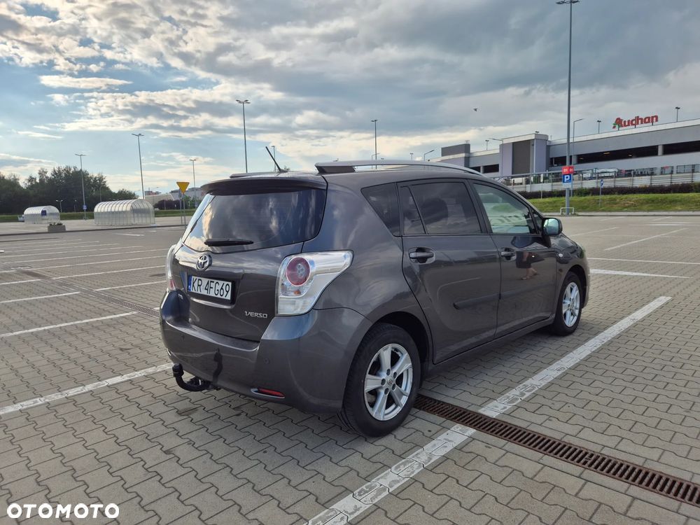Toyota Verso 1.8 Sol 7os - 4