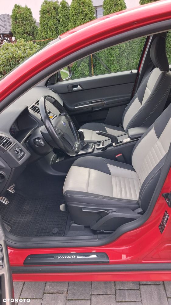 Volvo S40 1.6D DRIVe R-Design Summum - 5